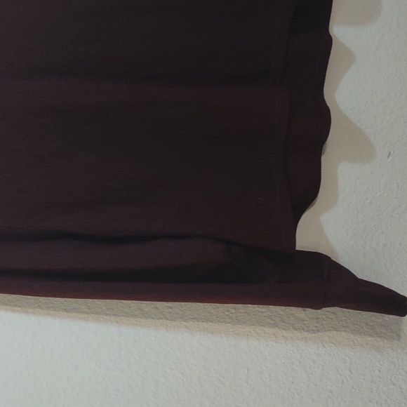 PRE OWNED BANANA REPUBLIC LONG SLEEVE SHIRT SIZE M COLOR BURGUNDY LIGHTWEIGHT - Picture 5 of 7